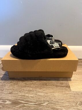UGG Black Fluff Yeah Slide